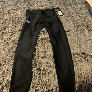 Under Armour leggings Size Small